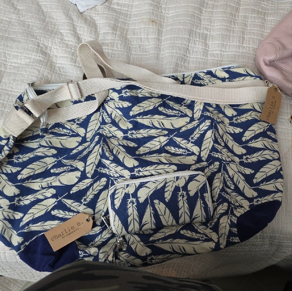 Blue Feather Print Women's Bag Charlie Plus Matching Wallet